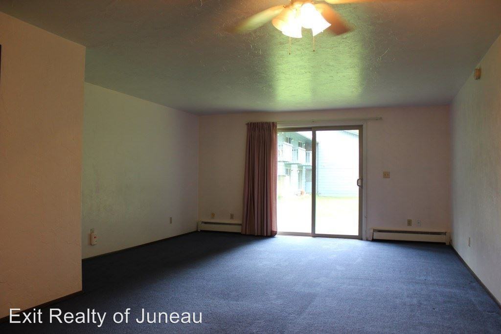 3266 Mendenhall Loop Rd #37 - Photo 3 of 9