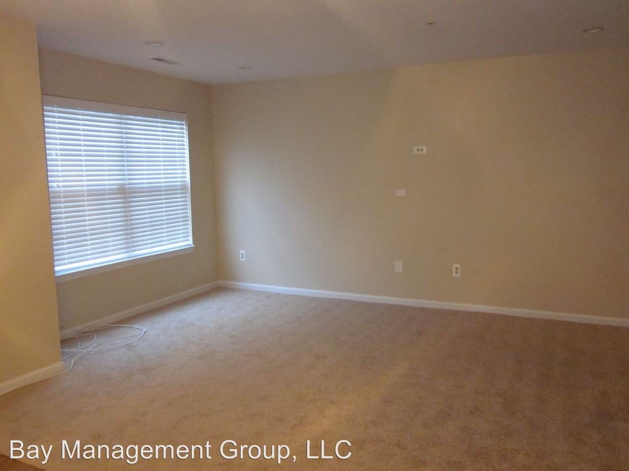 15 Royalty Cir - Photo 2 of 17