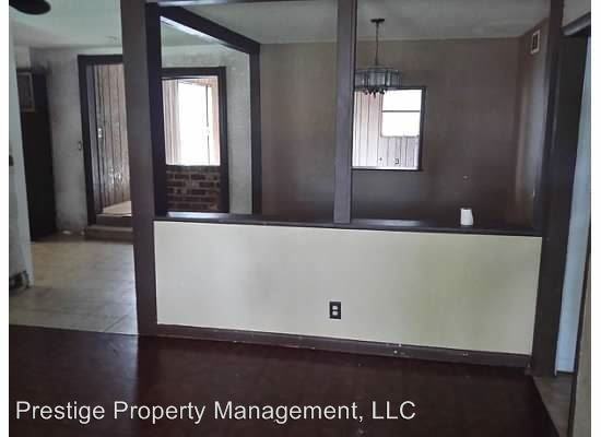 2629 SW 56th St - Photo 3 of 12