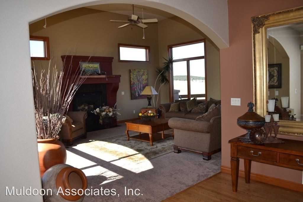 19624 Kershaw Ct - Photo 3 of 22