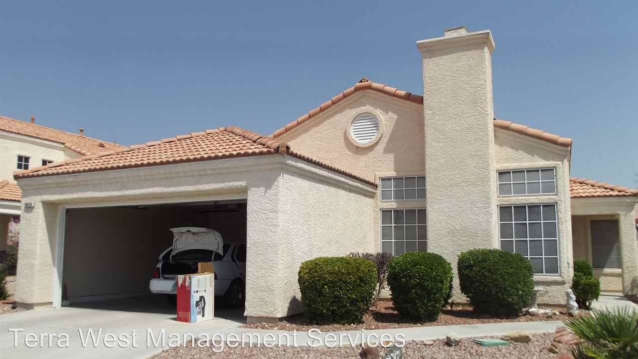 9824 Cross Creek Way - Photo 2 of 10
