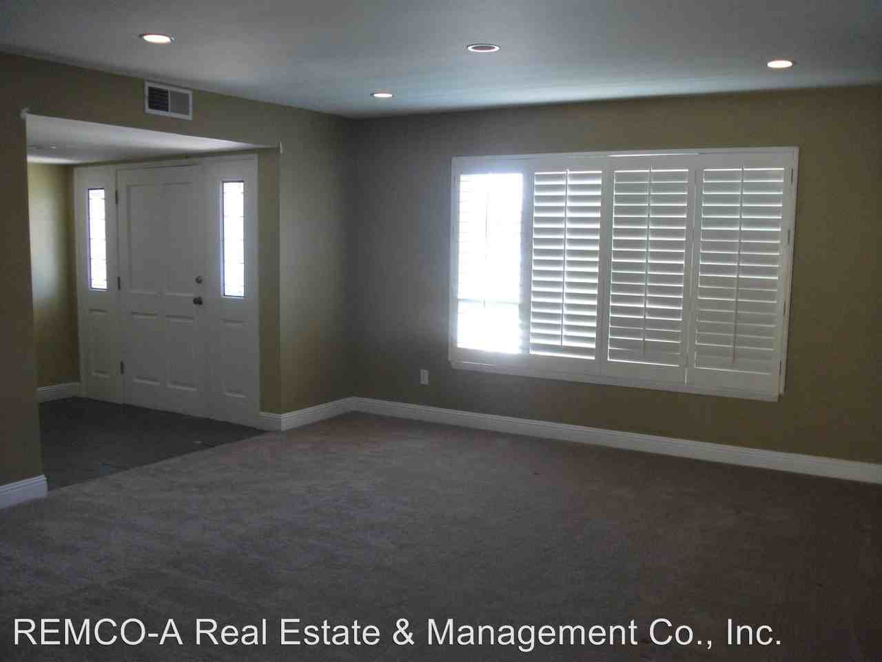 4149 Clubhouse Dr - Photo 2 of 24