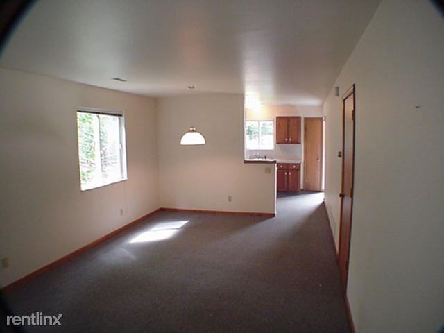Pinetree Apartments - Photo 3 of 12