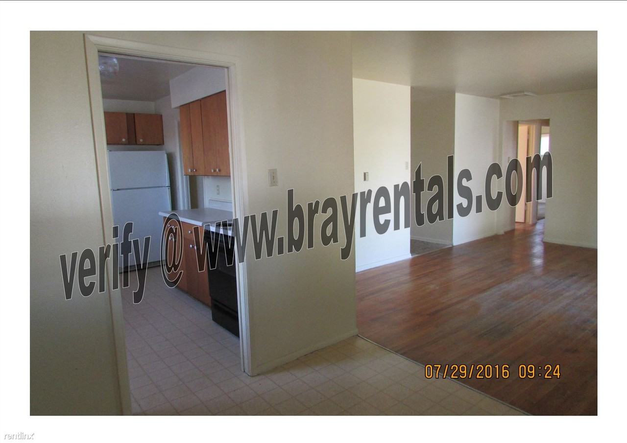 525 N 25th St - Photo 3 of 18