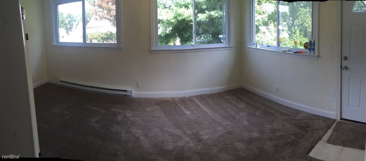 208 4th Ave - Photo 3 of 4