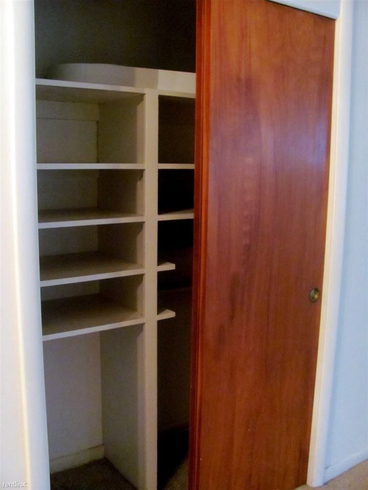 1208 Downer Ave - Photo 3 of 5