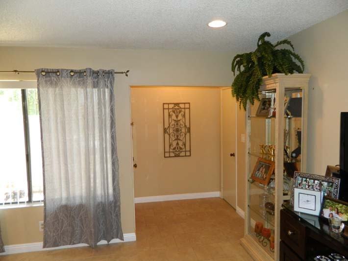 2629 Sycamore Dr - Photo 2 of 12