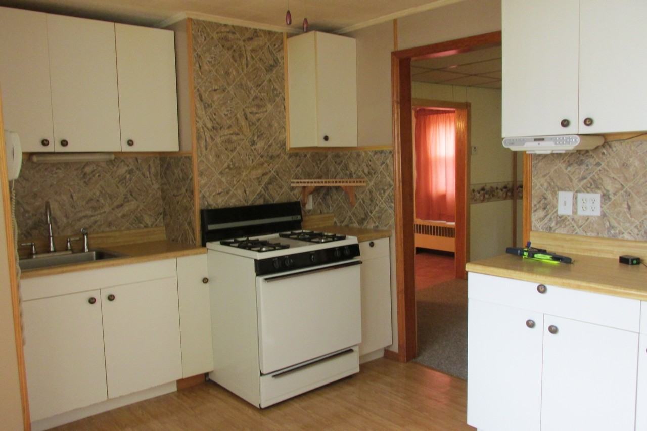 117 Front St - Photo 2 of 15