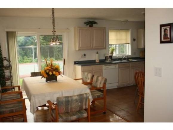 35 Georgetown Dr - Photo 3 of 17