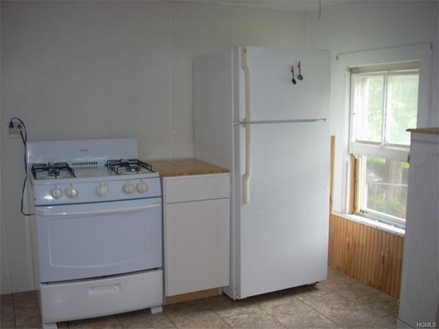 99 New St - Photo 2 of 5