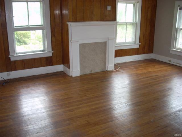 99 New St - Photo 3 of 5