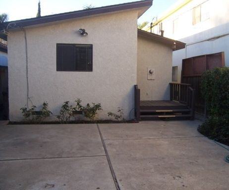 220 10th St - Photo 2 of 15