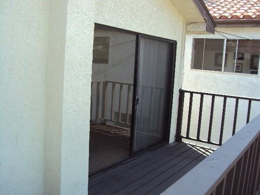 220 10th St - Photo 3 of 15