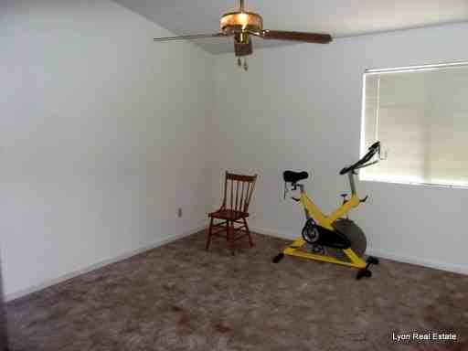 541 Samuel Way - Photo 3 of 14