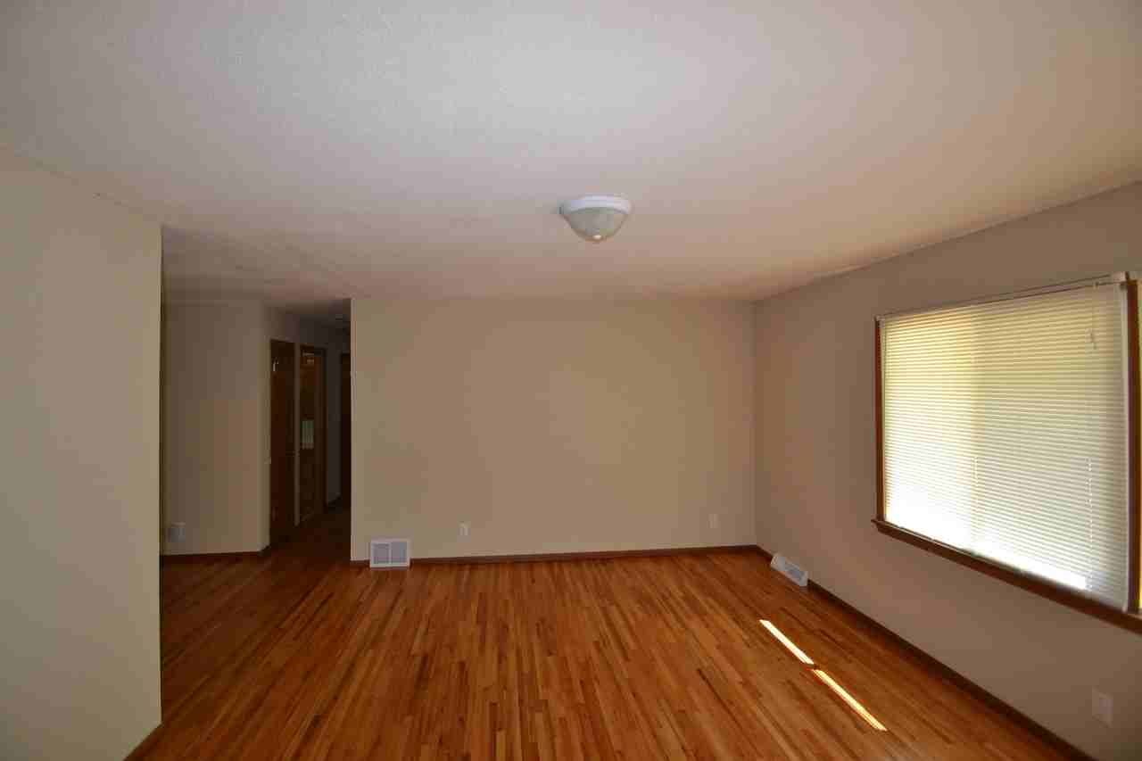 1041 Rice Creek Terrace NE - Photo 2 of 8