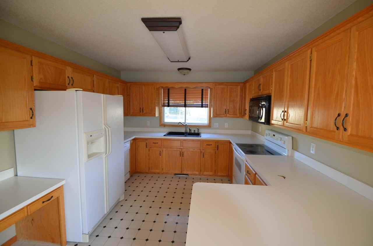 7943 Charles Way - Photo 3 of 12