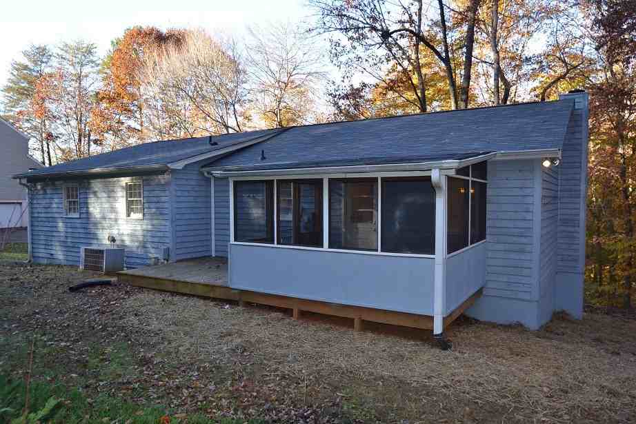 3952 Tonbridge Ln - Photo 2 of 9