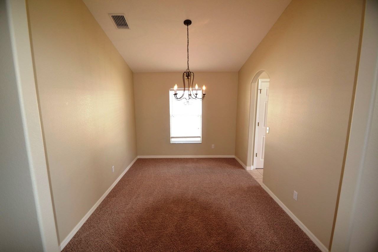 3078 Buckeye Point Dr - Photo 3 of 15