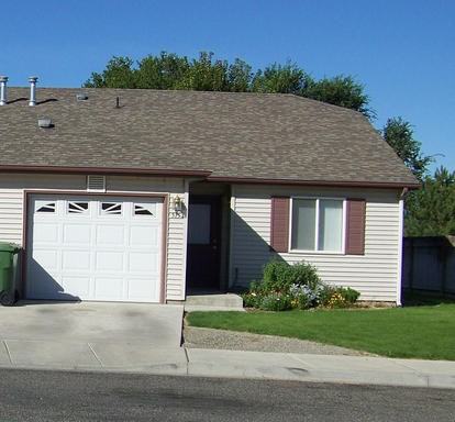 515 Eastgate Dr - Photo 2 of 5