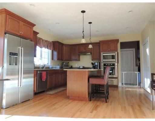 150 Waterman Rd - Photo 2 of 12