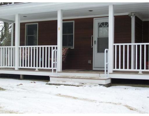 26 Crescent St - Photo 2 of 15