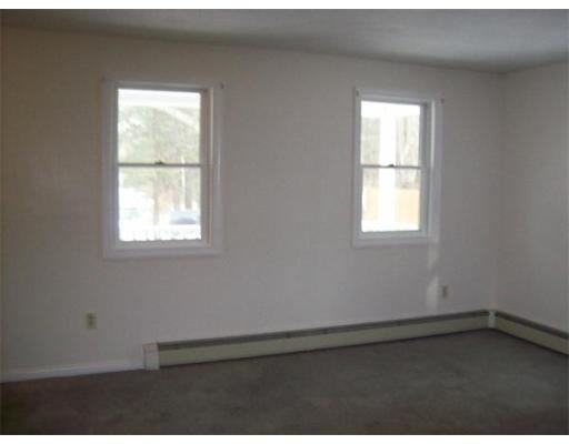 26 Crescent St - Photo 3 of 15