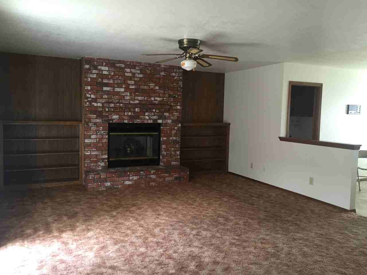 334 St Andrews Way - Photo 2 of 7