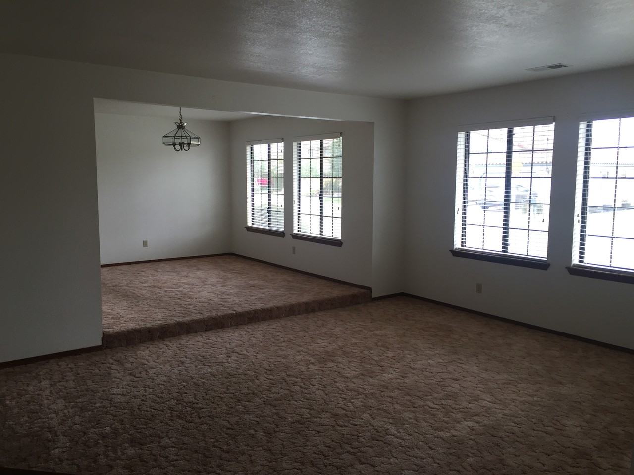 334 St Andrews Way - Photo 3 of 7