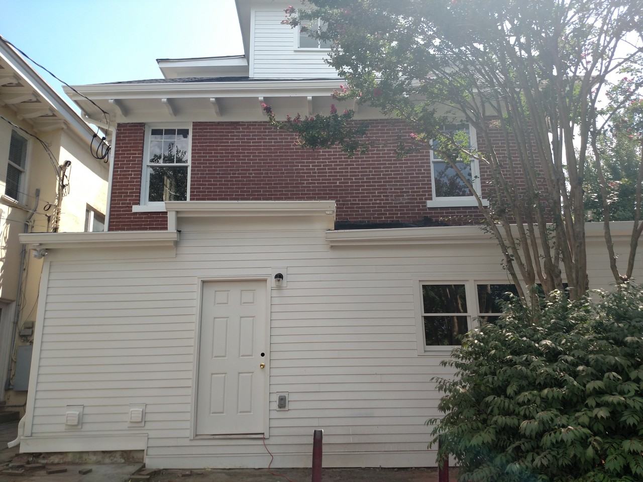 821 Vine Street - Photo 3 of 24