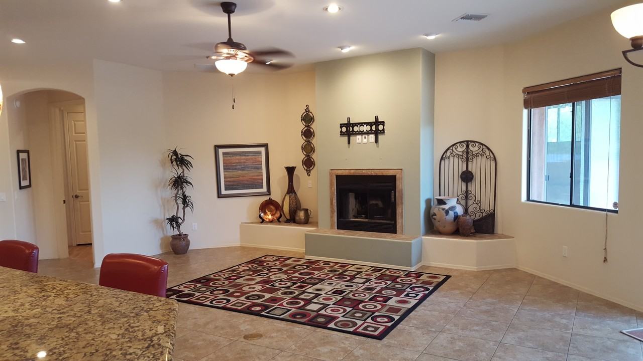 190 E Brearley Dr - Photo 3 of 14