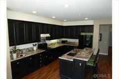 36652 Lynwood Ave - Photo 3 of 9