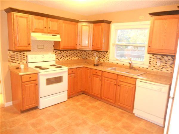 14 Ridgeview Ave - Photo 3 of 8