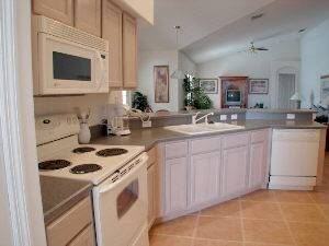 15911 Robin Hill Loop - Photo 3 of 7