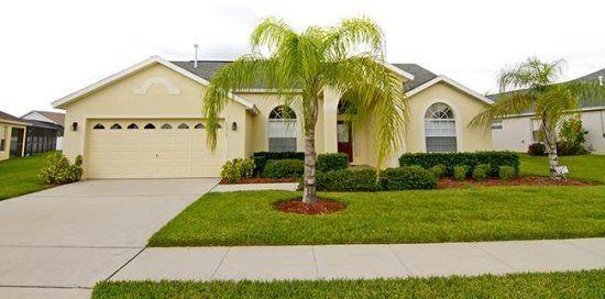 15915 Robin Hill Loop - Photo 3 of 7