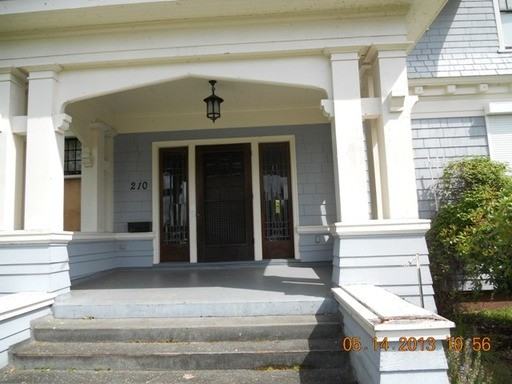 210 W Broadway Ave - Photo 2 of 21