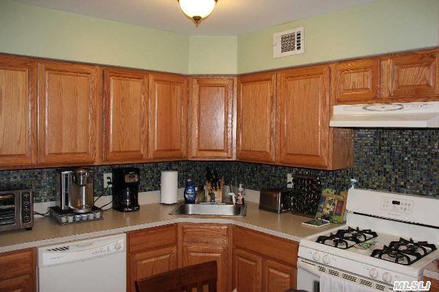 109 Fairview Cir - Photo 2 of 9