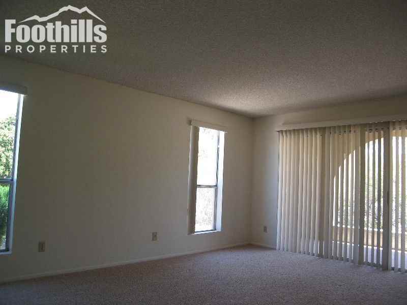 6109 N Zorrela Segundo - Photo 2 of 5