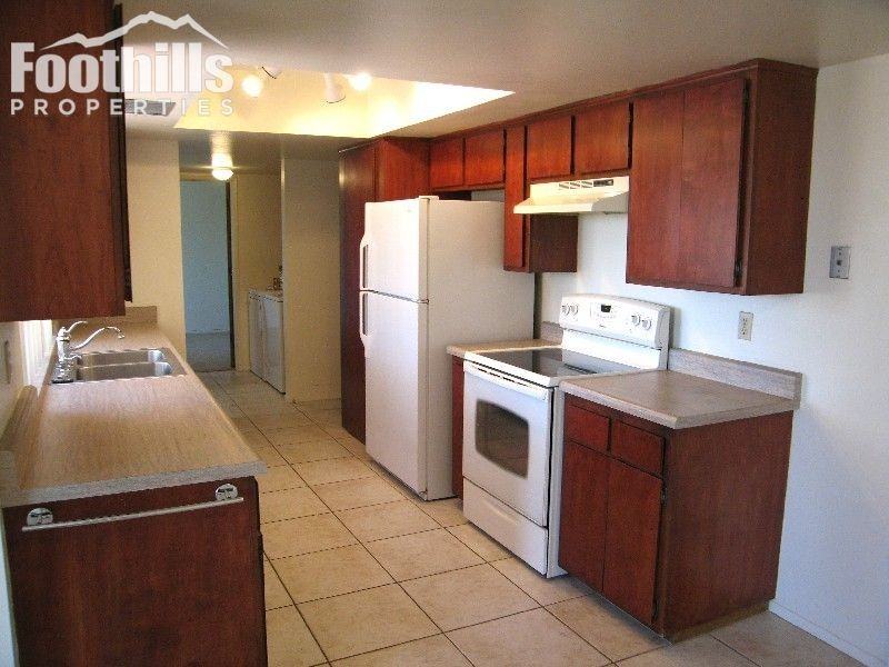 6109 N Zorrela Segundo - Photo 3 of 5