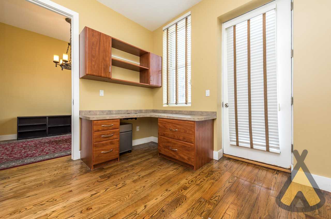 49 Engert Avenue #xq3