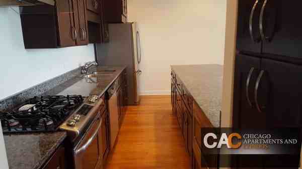 4814 North Lavergne Avenue - Photo 2 of 5