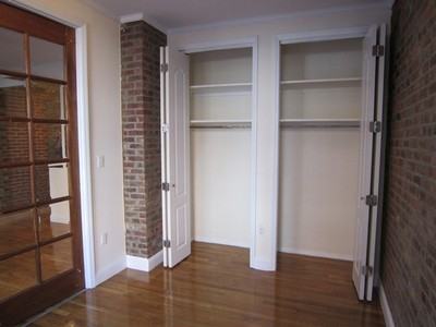 340 East 18th Street - Photo 3 of 22