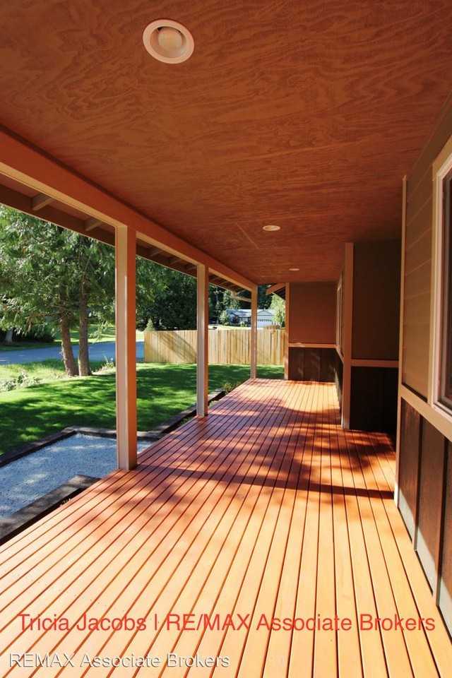 1345 Pilchuck Dr - Photo 2 of 21