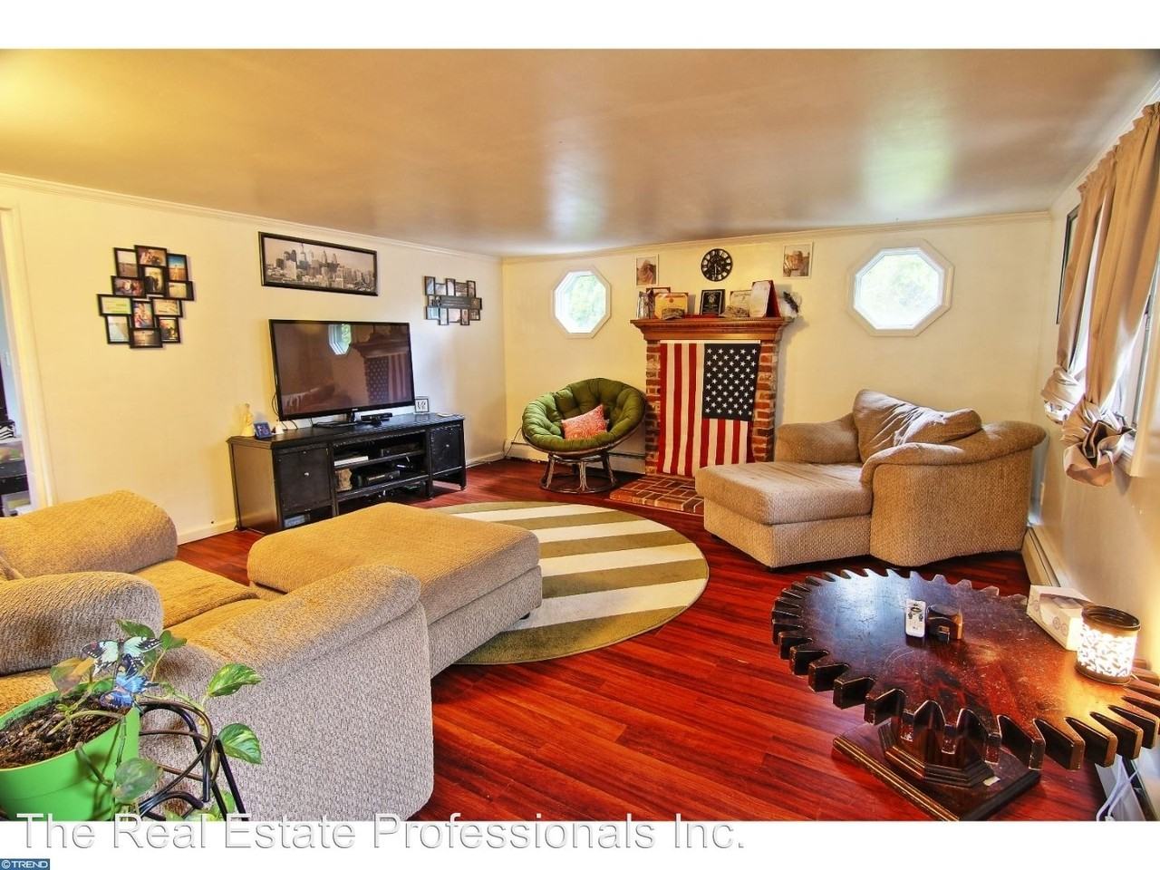 807 Glasgow St - Photo 3 of 14