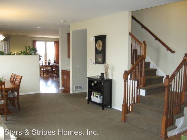 3305 S Lisbon Ct - Photo 3 of 41