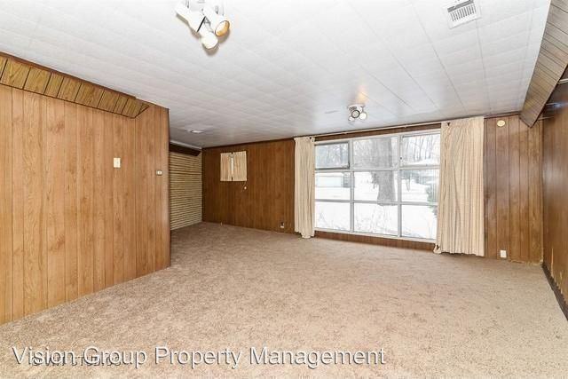 16435 St Louis Ave - Photo 3 of 6