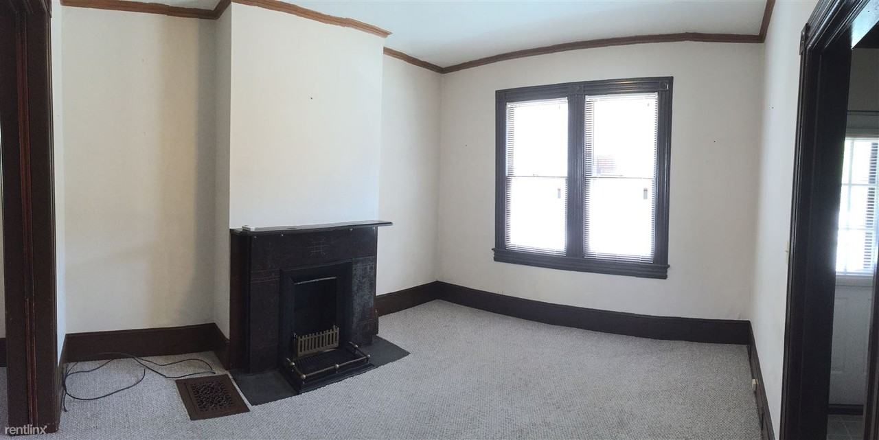 1302 East St - Photo 2 of 8