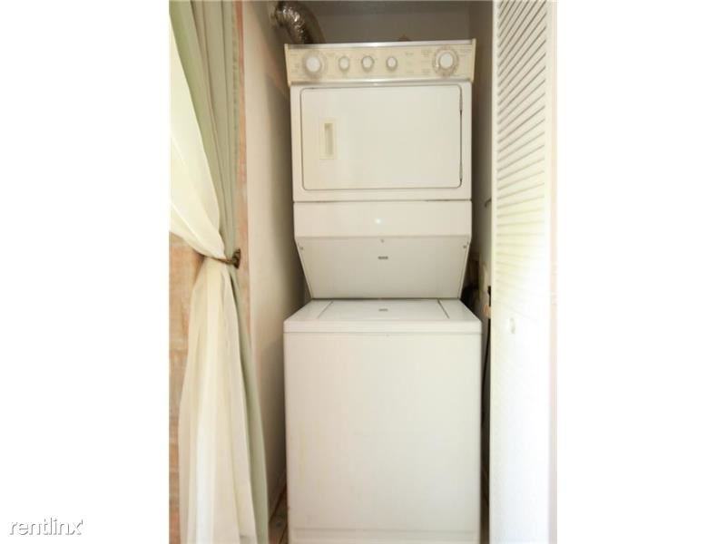 7890 Dixie Beach Cir - Photo 3 of 4