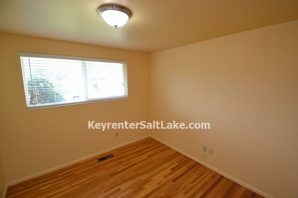 1194 West 5525 South - Photo 2 of 21