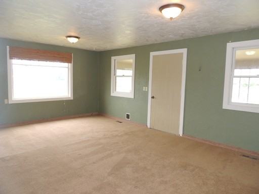 13260 SE 312th Ave - Photo 2 of 17