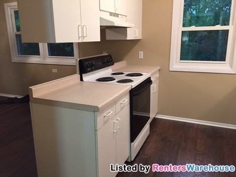 6643 White Birch Ct - Photo 3 of 11